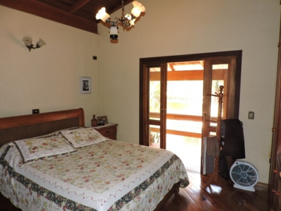 Imagem Casa com 5 Quartos à Venda, 1.123 m² em Chácara Vale Do Rio Cotia - Carapicuíba Imagem Casa com 5 Quartos à Venda, 1.123 m² em Chácara Vale Do Rio Cotia - Carapicuíba