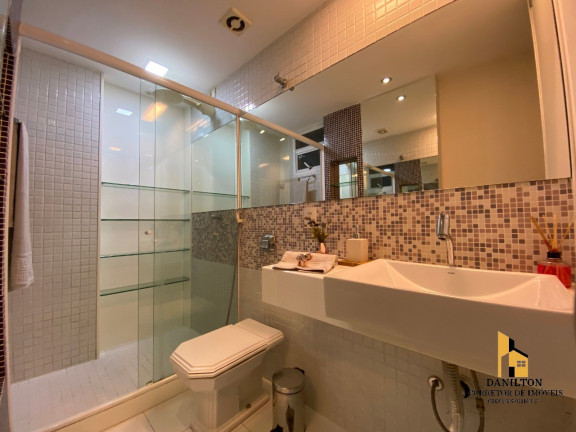 Imagem Imóvel com 3 Quartos à Venda, 187 m² em Centro - Guarapari Imagem Imóvel com 3 Quartos à Venda, 187 m² em Centro - Guarapari