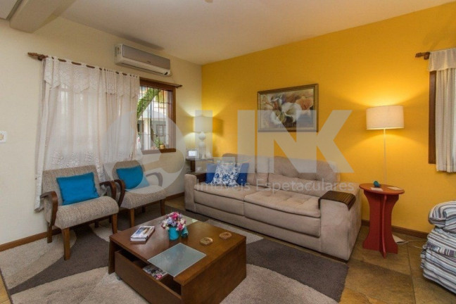 Imagem Imóvel com 3 Quartos à Venda, 240 m² em Ipanema - Porto Alegre