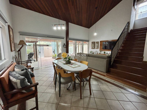 Imagem Casa com 3 Quartos à Venda, 171 m² em Balneário Perequê - Porto Belo Imagem Casa com 3 Quartos à Venda, 171 m² em Balneário Perequê - Porto Belo
