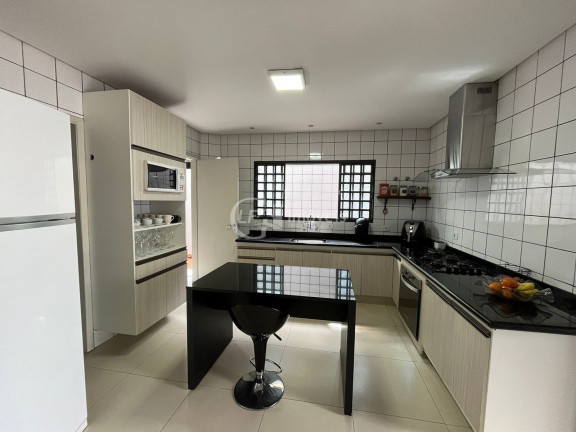 Imagem Casa com 4 Quartos à Venda, 236 m² em Carandá Bosque - Campo Grande Imagem Casa com 4 Quartos à Venda, 236 m² em Carandá Bosque - Campo Grande