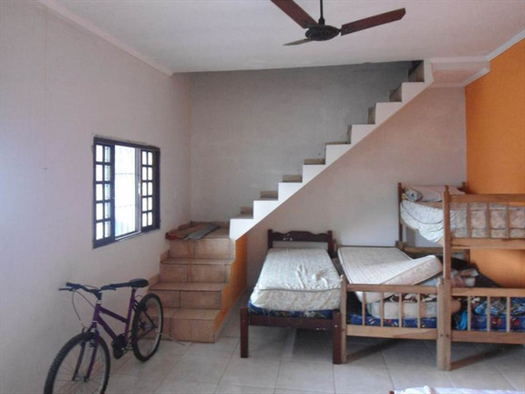 Imagem Casa com 1 Quarto à Venda, 40 m² em Loty - Itanhaem Imagem Casa com 1 Quarto à Venda, 40 m² em Loty - Itanhaem