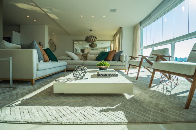 Imagem Apartamento com 4 Quartos à Venda, 181 m² em Fazenda - Itajaí Imagem Apartamento com 4 Quartos à Venda, 181 m² em Fazenda - Itajaí