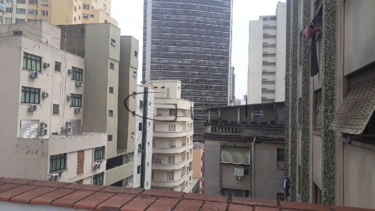 Imagem Kitnet com 1 Quarto à Venda, 25 m² em Santa Efigênia - São Paulo Imagem Kitnet com 1 Quarto à Venda, 25 m² em Santa Efigênia - São Paulo