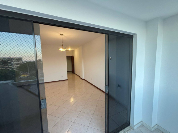 Apartamento com 3 Quartos para Alugar, 110 m² em Parque Hotel - Araruama