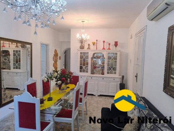Imagem Casa com 8 Quartos à Venda, 270 m² em São Domingos - Niterói Imagem Casa com 8 Quartos à Venda, 270 m² em São Domingos - Niterói