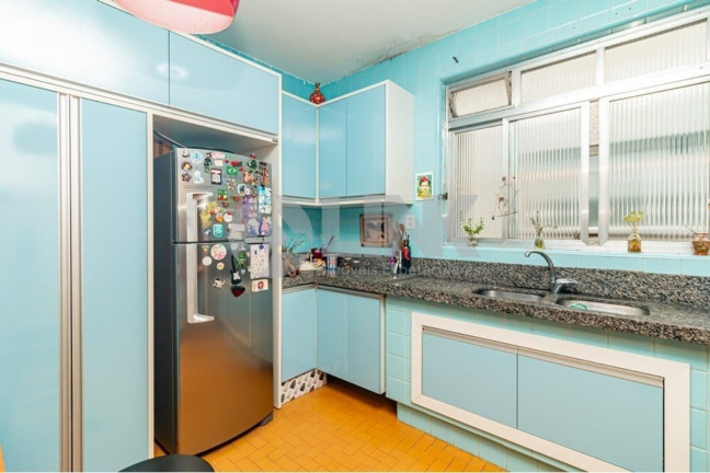 Imagem Apartamento com 3 Quartos à Venda, 124 m² em Moinhos De Vento - Porto Alegre