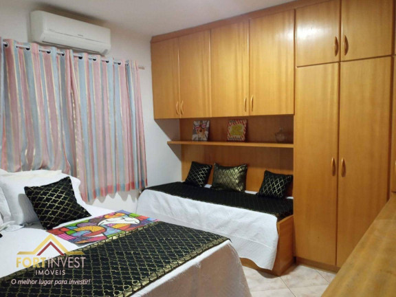 Imagem Imóvel com 4 Quartos à Venda, 205 m² em Vila Guilhermina - Praia Grande Imagem Imóvel com 4 Quartos à Venda, 205 m² em Vila Guilhermina - Praia Grande