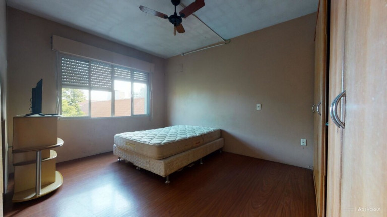 Imagem Imóvel com 4 Quartos à Venda, 95 m² em Cidade Baixa - Porto Alegre Imagem Imóvel com 4 Quartos à Venda, 95 m² em Cidade Baixa - Porto Alegre
