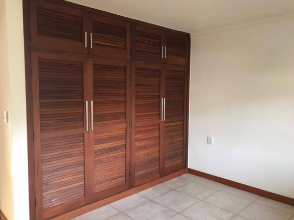 Imagem Casa com 4 Quartos para Alugar, 327 m² em Alphaville - Santana De Parnaíba