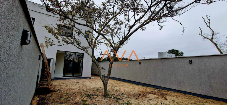 Imagem Casa com 3 Quartos à Venda, 115 m² em Rio Vermelho - Florianópolis Imagem Casa com 3 Quartos à Venda, 115 m² em Rio Vermelho - Florianópolis