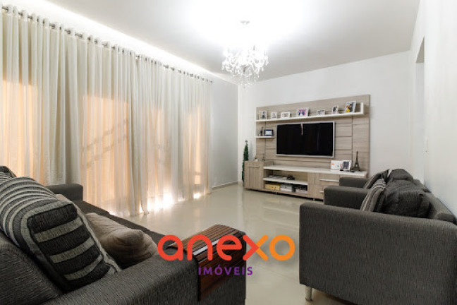 Imagem Casa com 4 Quartos à Venda, 284 m² em Garcia - Blumenau