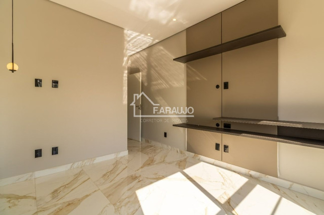 Imagem Imóvel com 3 Quartos para Alugar, 460 m² em Alphaville Nova Esplanada - Votorantim Imagem Imóvel com 3 Quartos para Alugar, 460 m² em Alphaville Nova Esplanada - Votorantim