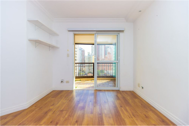 Imagem Imóvel com 3 Quartos à Venda, em Vila Mariana - São Paulo Imagem Imóvel com 3 Quartos à Venda, em Vila Mariana - São Paulo