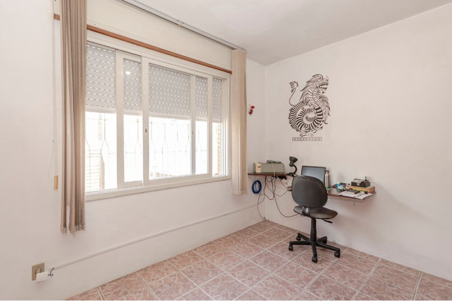 Imagem Casa com 4 Quartos à Venda, 381 m² em Camaquã - Porto Alegre Imagem Casa com 4 Quartos à Venda, 381 m² em Camaquã - Porto Alegre