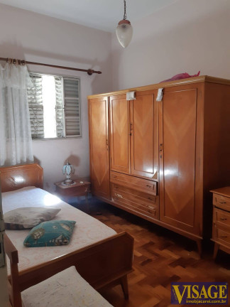 Imagem Casa com 3 Quartos à Venda, em Centro - Jacareí Imagem Casa com 3 Quartos à Venda, em Centro - Jacareí