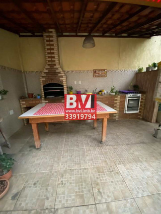 Imagem Casa com 3 Quartos à Venda, 210 m² em Vila Da Penha - Rio De Janeiro