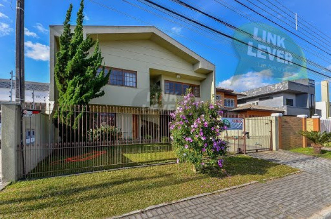 Imagem Casa com 4 Quartos à Venda, 457 m² em Bacacheri - Curitiba