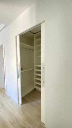 Imagem Apartamento com 3 Quartos à Venda, 130 m² em Centro - Balneário Camboriú Imagem Apartamento com 3 Quartos à Venda, 130 m² em Centro - Balneário Camboriú