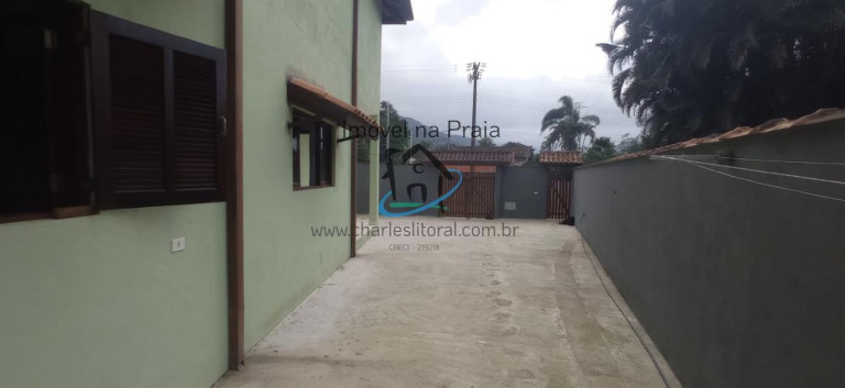 Imagem Casa com 4 Quartos à Venda, 211 m² em Praia Da Lagoinha - Ubatuba Imagem Casa com 4 Quartos à Venda, 211 m² em Praia Da Lagoinha - Ubatuba