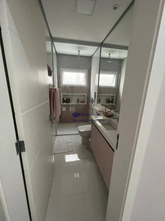 Imagem Casa com 3 Quartos à Venda, 250 m² em Jardim Adriana - Guarulhos Imagem Casa com 3 Quartos à Venda, 250 m² em Jardim Adriana - Guarulhos