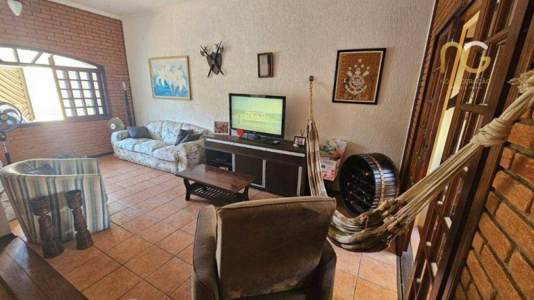 Imagem Casa com 3 Quartos à Venda, 165 m² em Canto Do Forte - Praia Grande Imagem Casa com 3 Quartos à Venda, 165 m² em Canto Do Forte - Praia Grande
