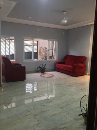 Imagem Casa com 3 Quartos à Venda, 205 m² em Vila Santa Fé - Pirassununga Imagem Casa com 3 Quartos à Venda, 205 m² em Vila Santa Fé - Pirassununga