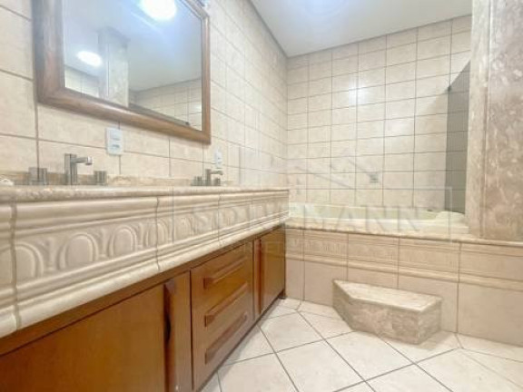 Imagem Casa com 3 Quartos à Venda, 335 m² em Coqueiros - Florianópolis