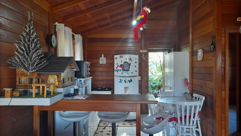 Imagem Casa com 2 Quartos à Venda, 448 m² em Cachoeira Do Bom Jesus - Florianópolis