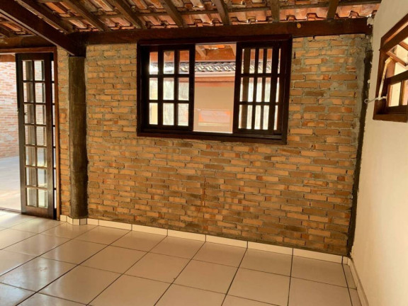 Imagem Casa com 3 Quartos à Venda, 180 m² em Martim De Sá - Caraguatatuba