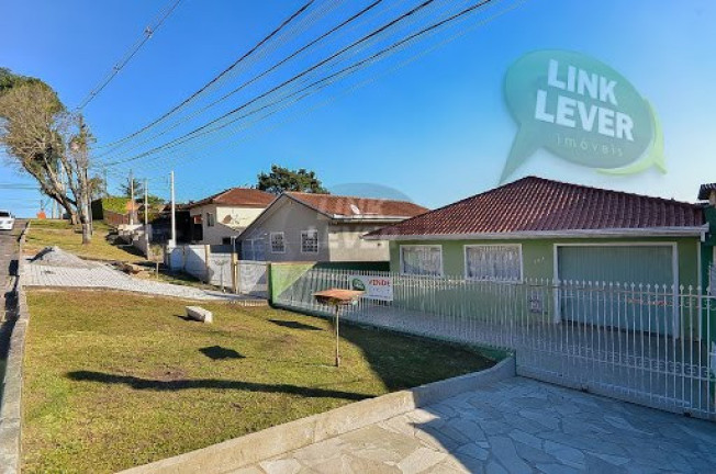 Imagem Casa com 5 Quartos à Venda, 200 m² em Tingui - Curitiba