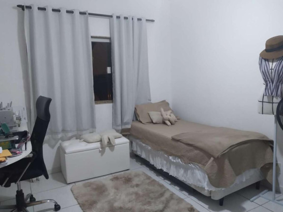 Imagem Casa com 3 Quartos à Venda, 300 m² em Vila Valqueire - Rio De Janeiro