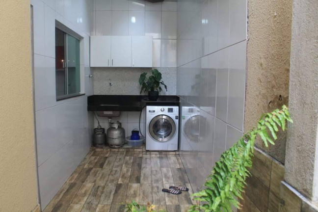 Imagem Casa com 3 Quartos à Venda, 241 m² em Jardim Maria Inês - Aparecida De Goiânia Imagem Casa com 3 Quartos à Venda, 241 m² em Jardim Maria Inês - Aparecida De Goiânia