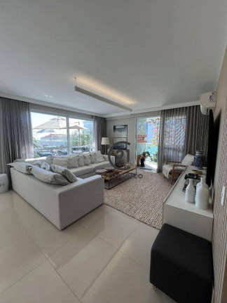 Imagem Cobertura com 3 Quartos à Venda, 328 m² em Cachoeira Do Bom Jesus - Florianópolis