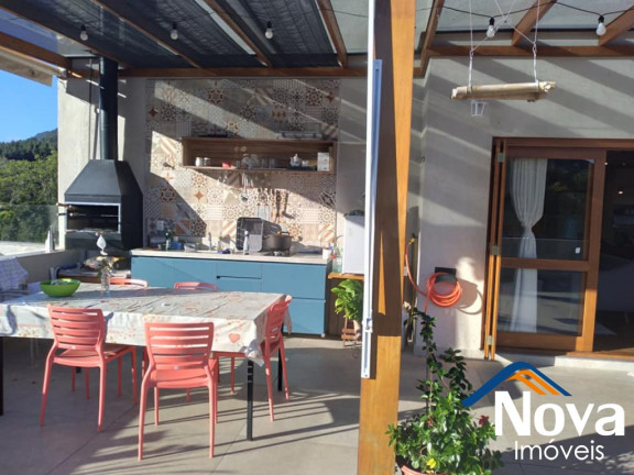 Imagem Imóvel com 2 Quartos à Venda, 175 m² em Centro - Picada Café