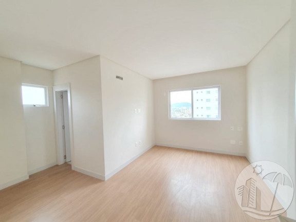 Imagem Apartamento com 3 Quartos à Venda, 195 m² em Centro - Balneário Camboriú Imagem Apartamento com 3 Quartos à Venda, 195 m² em Centro - Balneário Camboriú