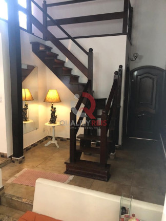 Imagem Sobrado com 4 Quartos à Venda, 250 m² em Jardim Guanca - São Paulo Imagem Sobrado com 4 Quartos à Venda, 250 m² em Jardim Guanca - São Paulo