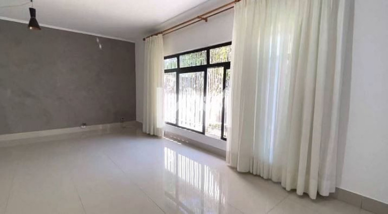 Imagem Casa com 2 Quartos à Venda, 217 m² em Cidade Maia - Guarulhos Imagem Casa com 2 Quartos à Venda, 217 m² em Cidade Maia - Guarulhos