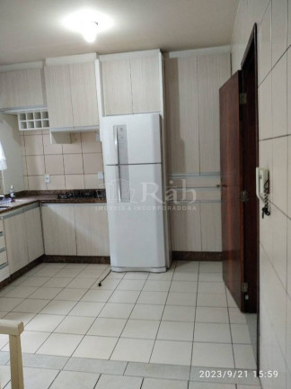 Imagem Sobrado com 3 Quartos à Venda, 120 m² em Centro - Balneário Camboriú Imagem Sobrado com 3 Quartos à Venda, 120 m² em Centro - Balneário Camboriú