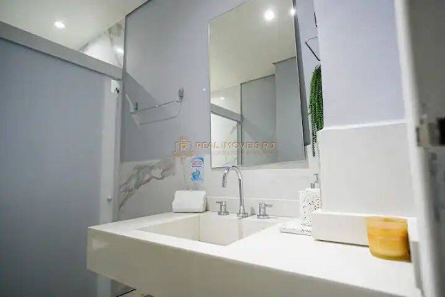Imagem Apartamento com 3 Quartos à Venda, 75 m² em Copacabana - Rio De Janeiro Imagem Apartamento com 3 Quartos à Venda, 75 m² em Copacabana - Rio De Janeiro