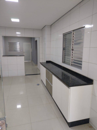 Imagem Casa com 2 Quartos à Venda, 200 m² em Cuiabá Imagem Casa com 2 Quartos à Venda, 200 m² em Cuiabá