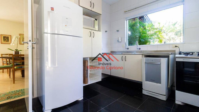 Imagem Casa com 5 Quartos à Venda, 440 m² em Massaguaçu - Caraguatatuba