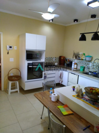 Imagem Casa com 3 Quartos à Venda, 250 m² em Vila Santista - Atibaia Imagem Casa com 3 Quartos à Venda, 250 m² em Vila Santista - Atibaia
