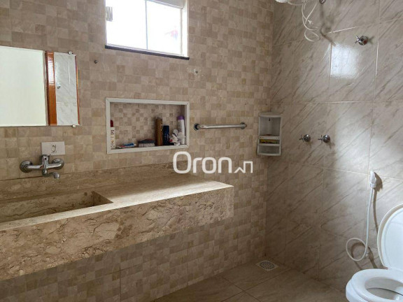 Imagem Casa com 3 Quartos à Venda, 223 m² em Setor Coimbra - Goiânia Imagem Casa com 3 Quartos à Venda, 223 m² em Setor Coimbra - Goiânia