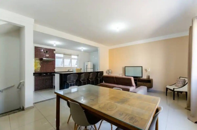 Imagem Casa com 3 Quartos para Alugar, 136 m² em Gonzaga - Santos Imagem Casa com 3 Quartos para Alugar, 136 m² em Gonzaga - Santos