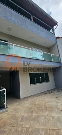 Imagem Casa com 3 Quartos à Venda, 250 m² em Villa Di Cesar - Mogi Das Cruzes Imagem Casa com 3 Quartos à Venda, 250 m² em Villa Di Cesar - Mogi Das Cruzes