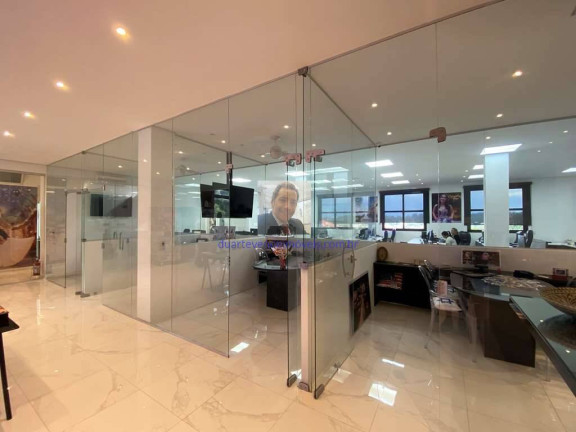 Imagem Sala Comercial à Venda, 1.566 m² em Jardim Lambreta - Cotia Imagem Sala Comercial à Venda, 1.566 m² em Jardim Lambreta - Cotia
