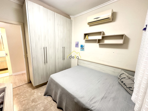 Imagem Casa com 4 Quartos à Venda, 284 m² em Iririú - Joinville Imagem Casa com 4 Quartos à Venda, 284 m² em Iririú - Joinville