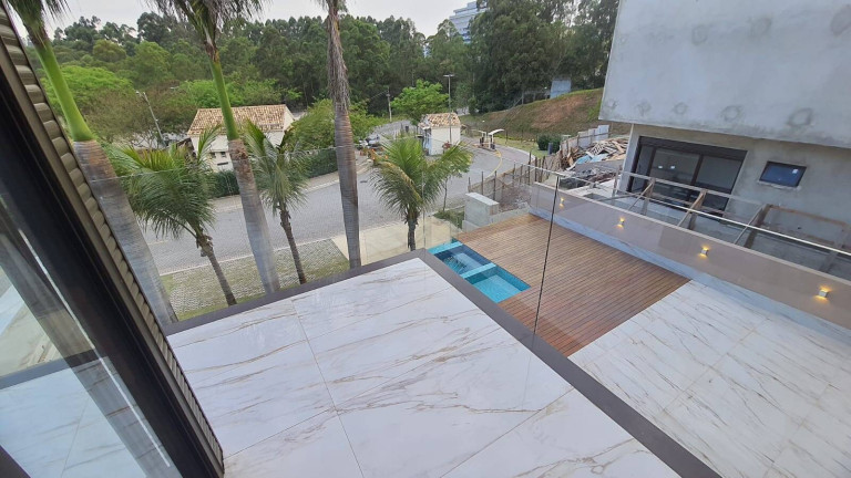 Imagem Casa com 3 Quartos à Venda, 400 m² em Tamboré - Santana De Parnaíba Imagem Casa com 3 Quartos à Venda, 400 m² em Tamboré - Santana De Parnaíba