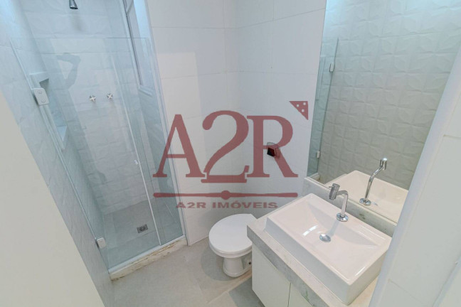 Imagem Apartamento com 3 Quartos à Venda, 135 m² em Copacabana - Rio De Janeiro Imagem Apartamento com 3 Quartos à Venda, 135 m² em Copacabana - Rio De Janeiro